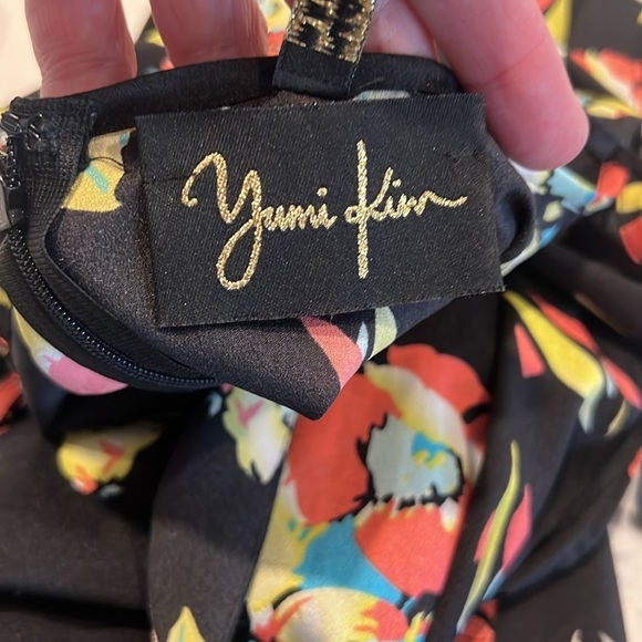 ⭐️Anthro’s Yumi Kim,Lea Wrap,POCKETS, Floral Sleeveless Black Romper, Size L - Picture 11 of 16